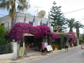 Гостиница Harry's Bar & Apartments 1  Ахарави